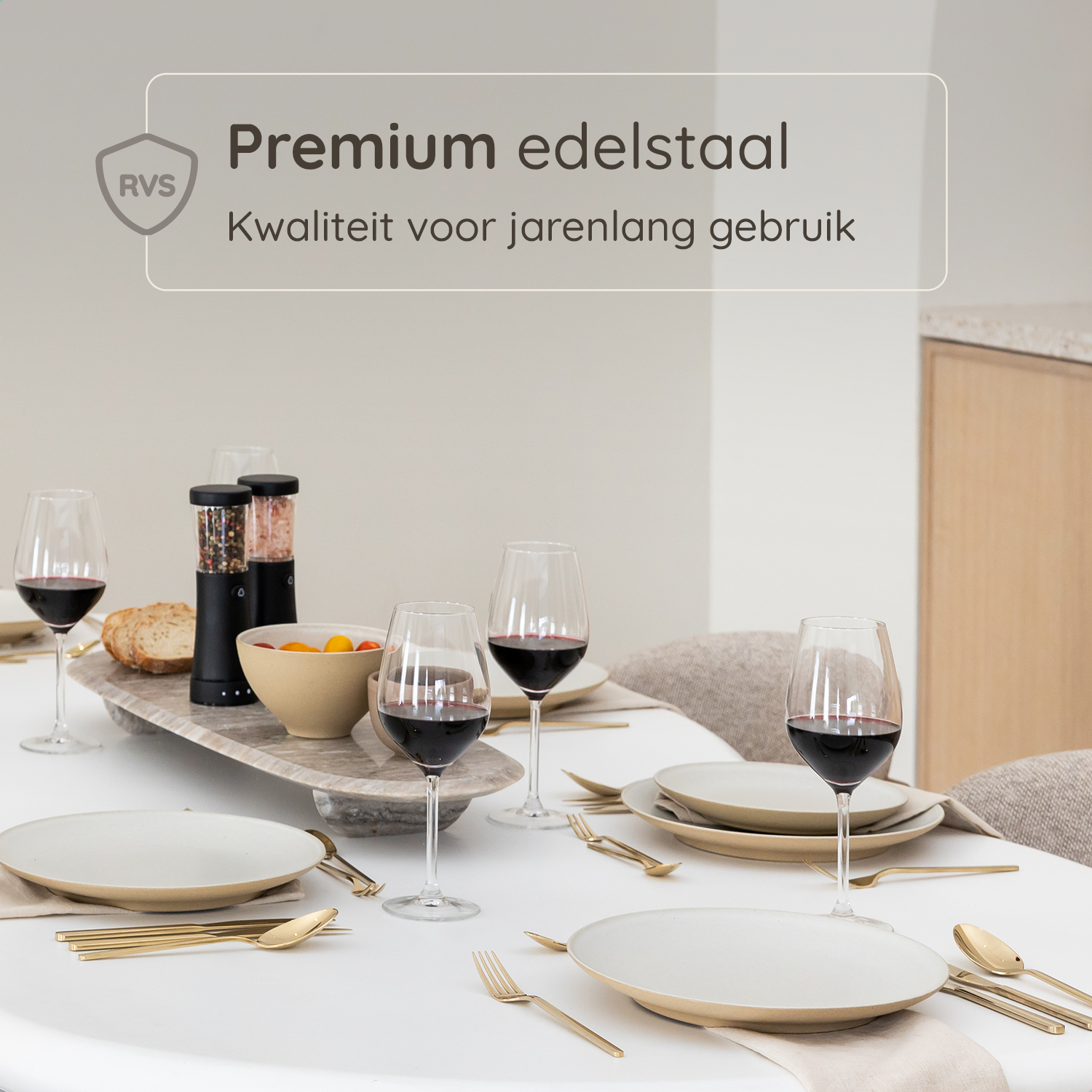 Bestekset Amor - 6 Personen / Goud 18.0 Edelstaal