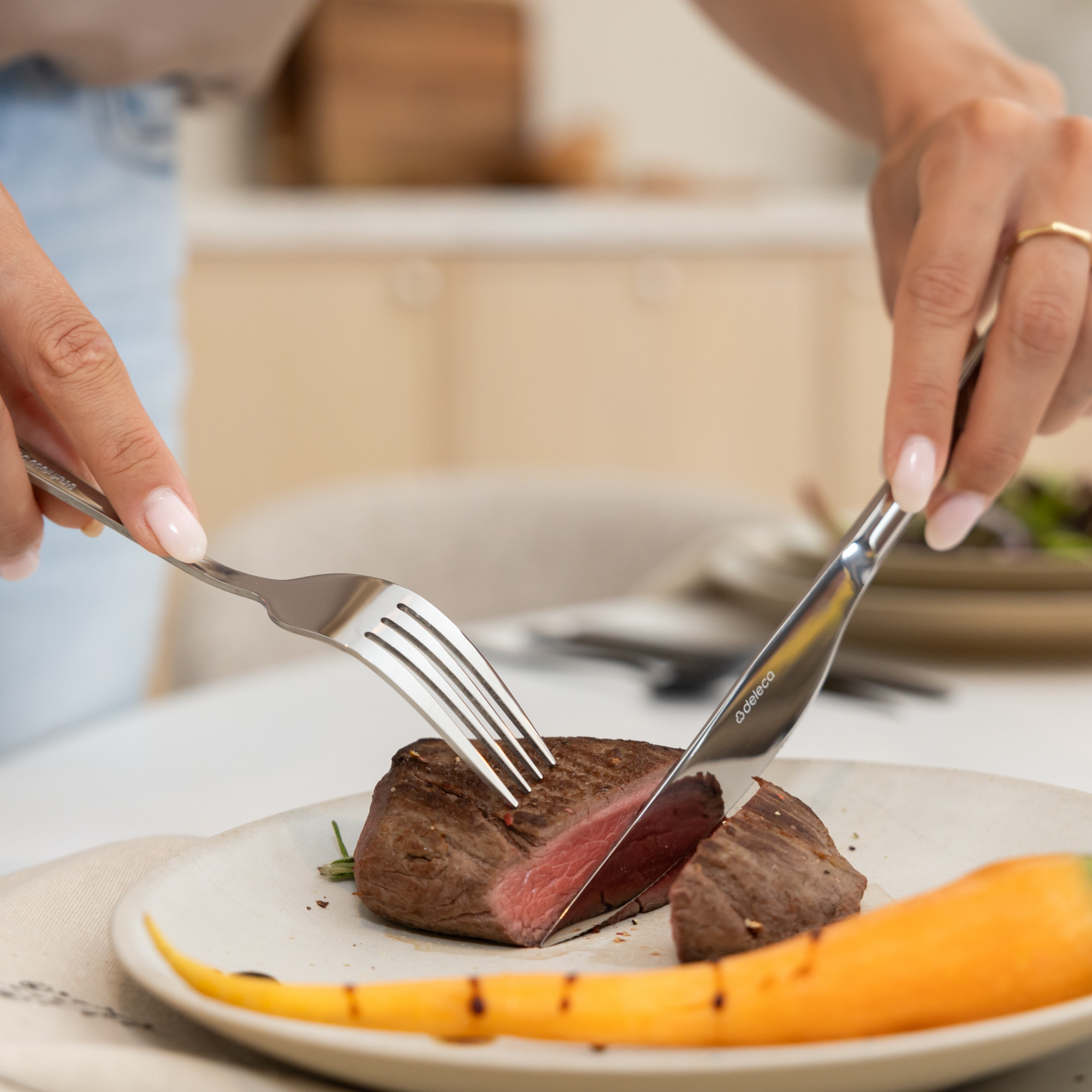 Bestekset Essential - 8 Personen / Zilver 18.0 Edelstaal